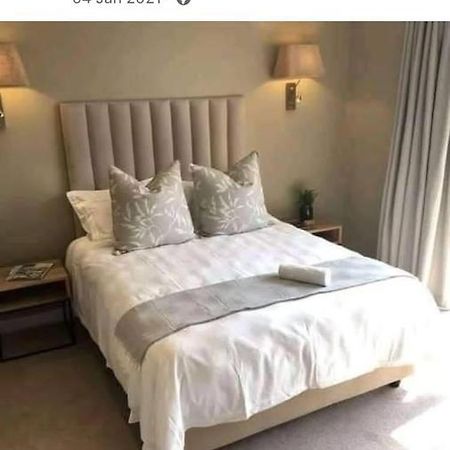 מלון באנוני Oakfield Lounge מראה חיצוני תמונה