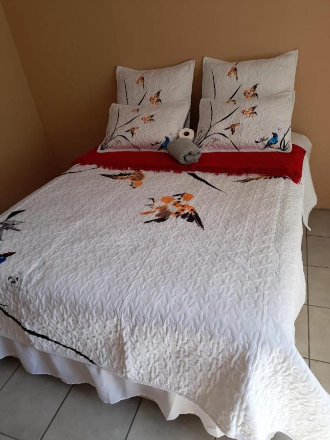מלון באנוני Oakfield Lounge מראה חיצוני תמונה